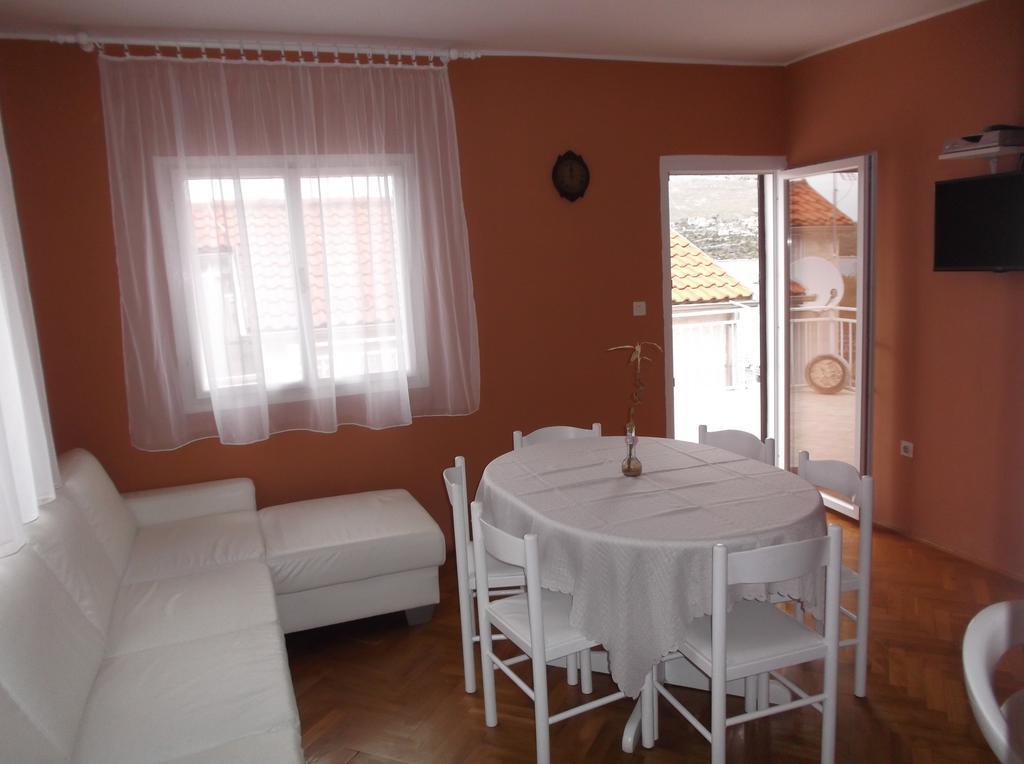 Apartman Vladic Apartment Grebastica Exterior photo